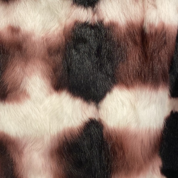 100% Real Rabbit Fur Vest by Haute Hippie in Size S. Burgundy/dusty rose/black. - Picture 5 of 5